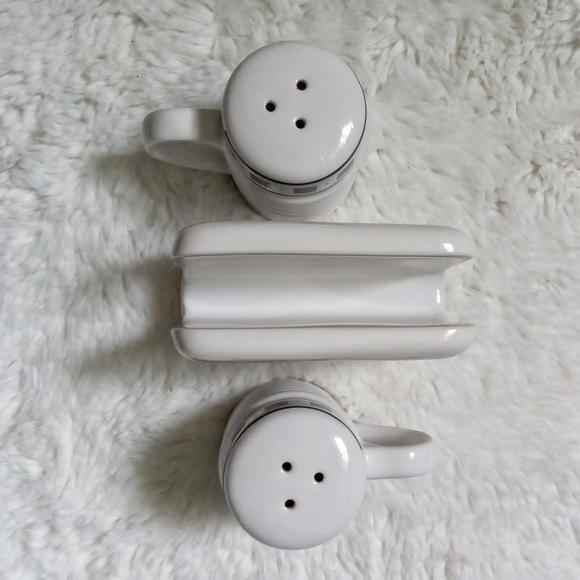 💮3/$30💮 3 pcs Himark Kitchen Salt, Pepper, and Napkin Holder Set - Picture 3 of 4